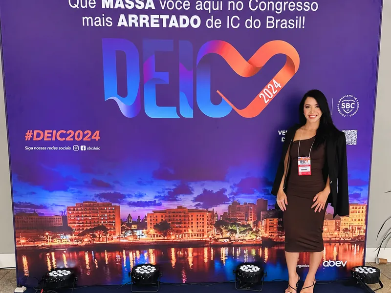 Dra. Alinne Barbosa no painel do congresso DEIC 2024 da Sociedade Brasileira de Cardiologia